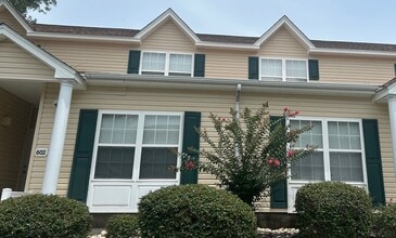 Building Photo - 602 Beach Walk Pl