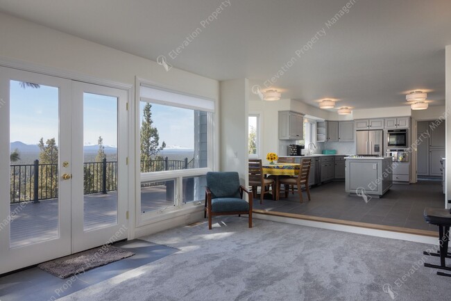 Building Photo - Luxury Living with Unmatched Cascade Views...