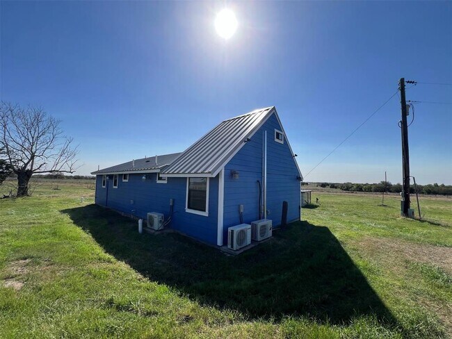 Foto del edificio - 7176 Goehring Rd