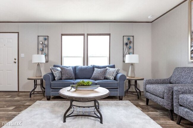 Foto del edificio - 3 br, 2 bath House - 7051 Daniel Dr