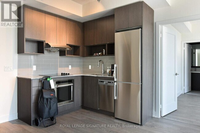 Building Photo - 7 Mabelle Ave