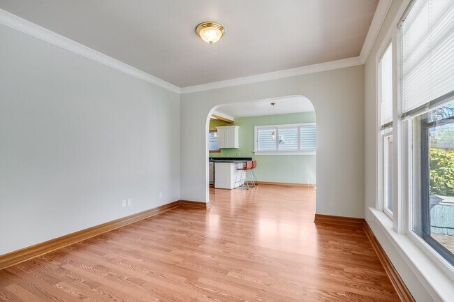 Foto del edificio - Charming 2-bedroom, 1-bath home in Portland's Humboldt neighborhood!
