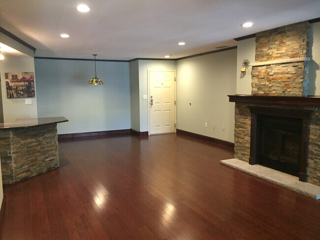 Living and Dining Area - 666 Main St