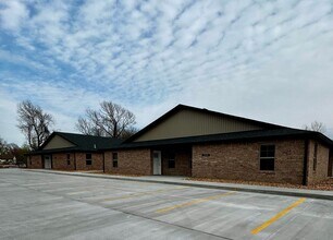 Building Photo - 2909 White Rock Rd