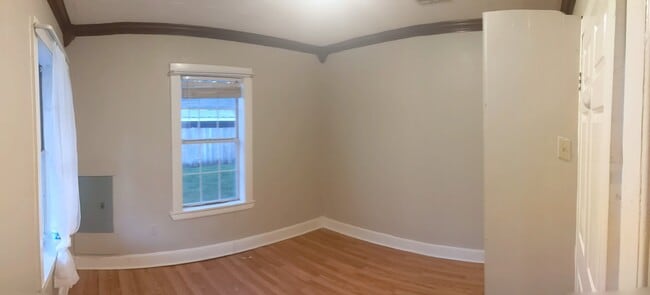 Building Photo - 309 McKinley St
