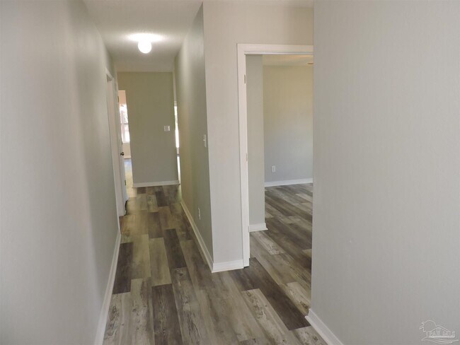 Foto del edificio - 3971 Sunny Manor Cir