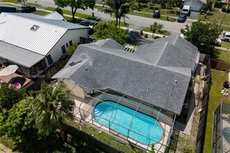 Building Photo - 8521 NW 53rd St