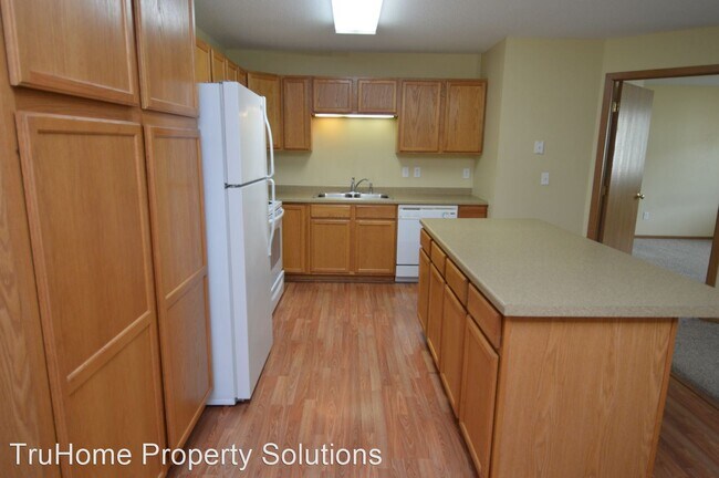 Building Photo - 2 br, 2 bath House - 3531 13th Avenue Nort...