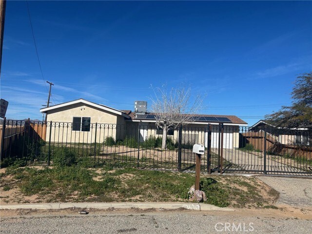 Foto del edificio - 7607 Columbine Ave