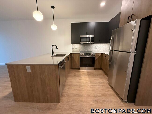 Building Photo - 199 Gardner St