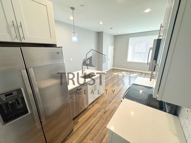 Photo - 1712 N Marshall St Apartment