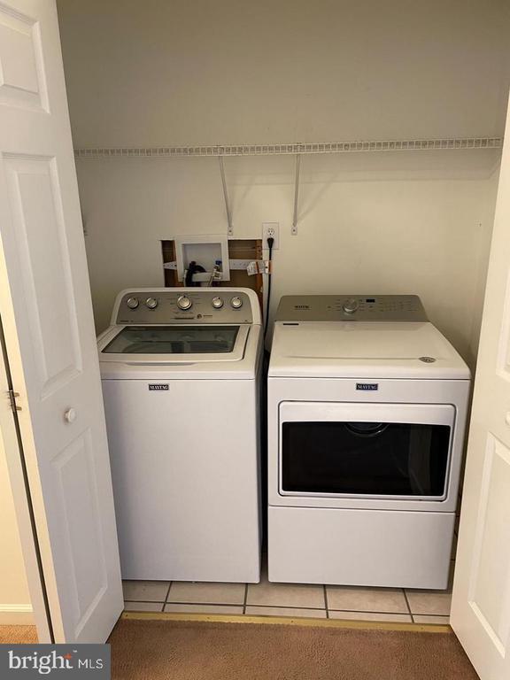 Foto principal - 1702 Whispering Brooke Dr