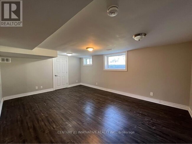 Building Photo - 179 Harmony Rd N