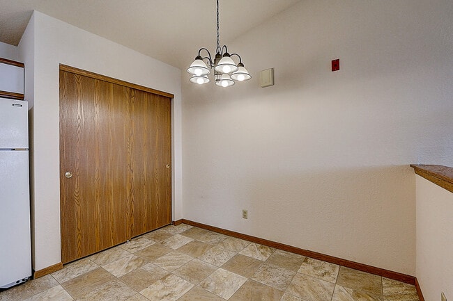 Building Photo - Windward Cove Apartments