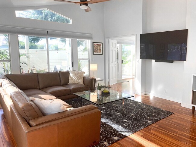 Foto del edificio - Available 09/01/2025 | The Pines - Furnish...