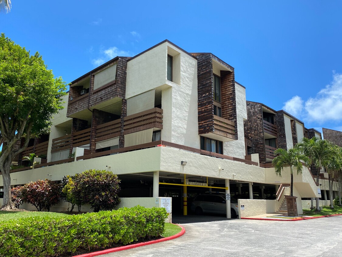 1015 Aoloa Pl, Kailua, HI 96734 Condo for Rent in Kailua, HI