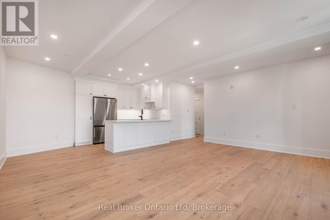 Photo du bâtiment - 80-780 9th St E