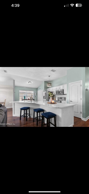 Foto del edificio - 45411 Ingleham Cir