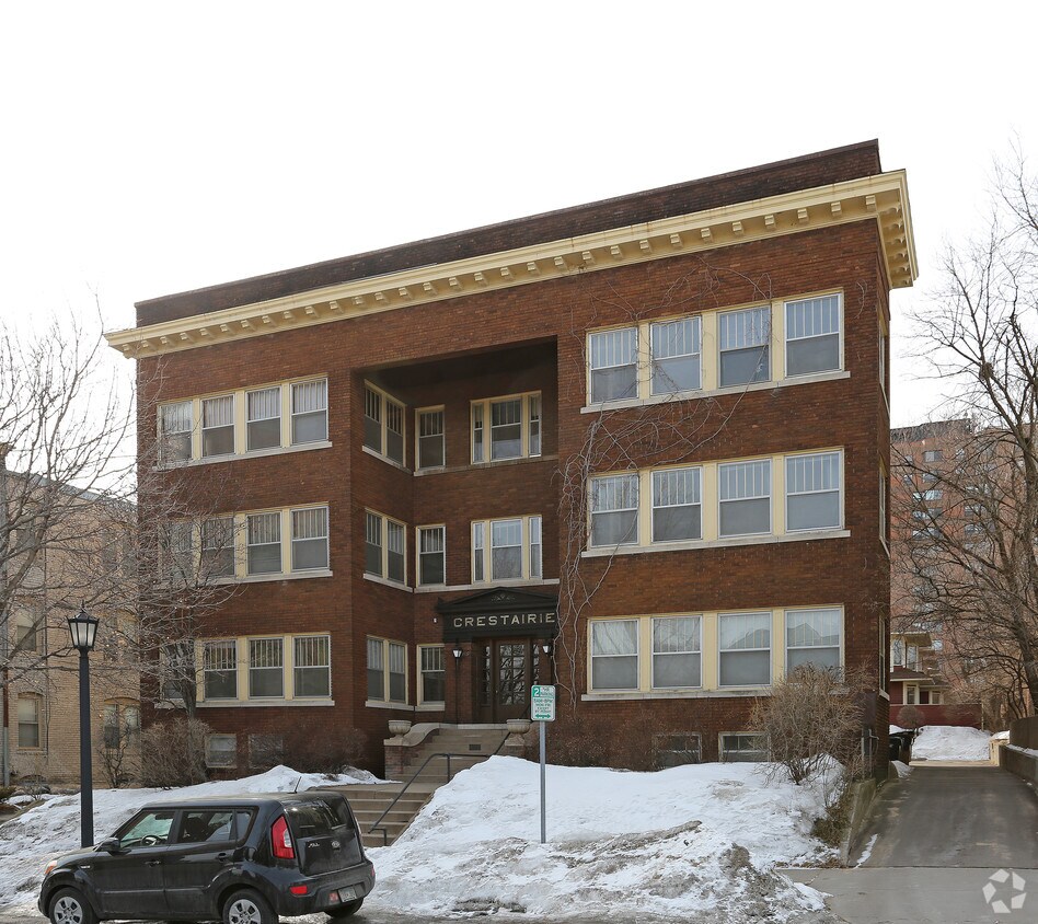 Foto principal - 809 Douglas Ave