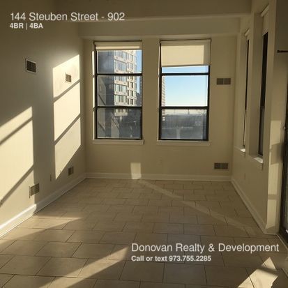 Building Photo - 144 Steuben St