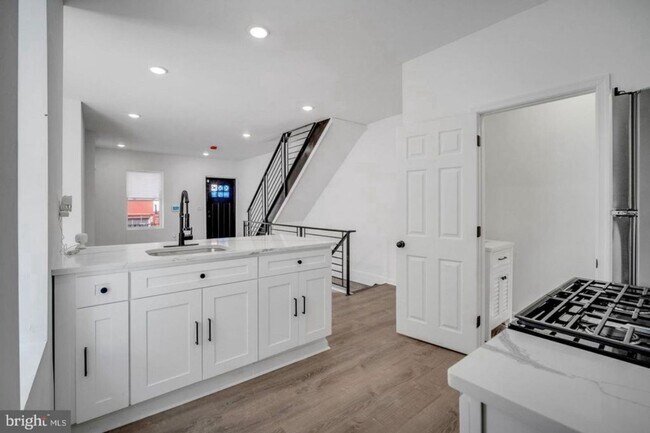 Building Photo - Charming 3BR House in Philadelphia