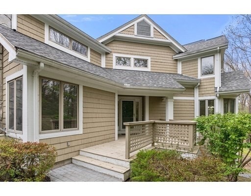 Building Photo - 29 Glen Oak Dr