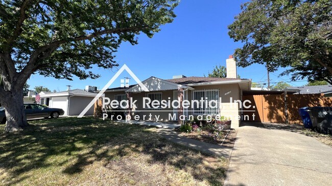 Building Photo - Very Nice 3bd/1ba Sacramento House!