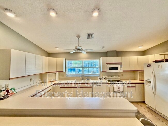 Foto del edificio - 105 2nd Ave E