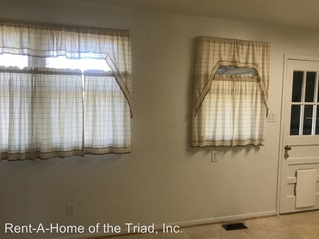 Foto del edificio - 3 br, 1.5 bath House - 1617 N. Holden Road