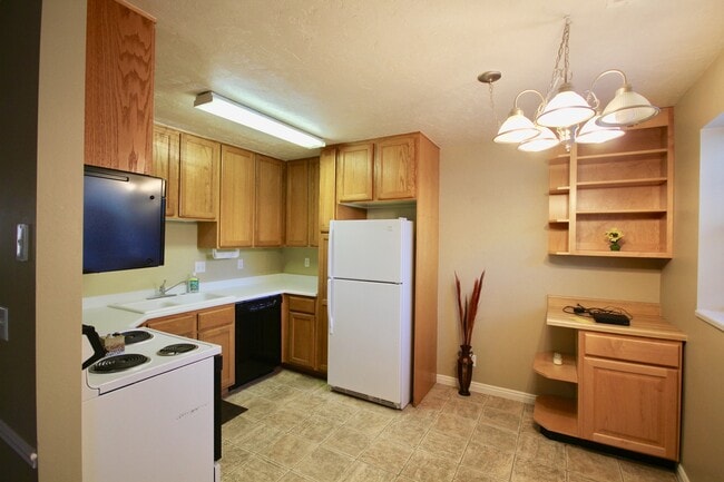Foto del edificio - 2 Bedroom Condo in the Heart of Provo - Av...