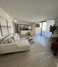 Building Photo - 6830 Indian Creek Dr