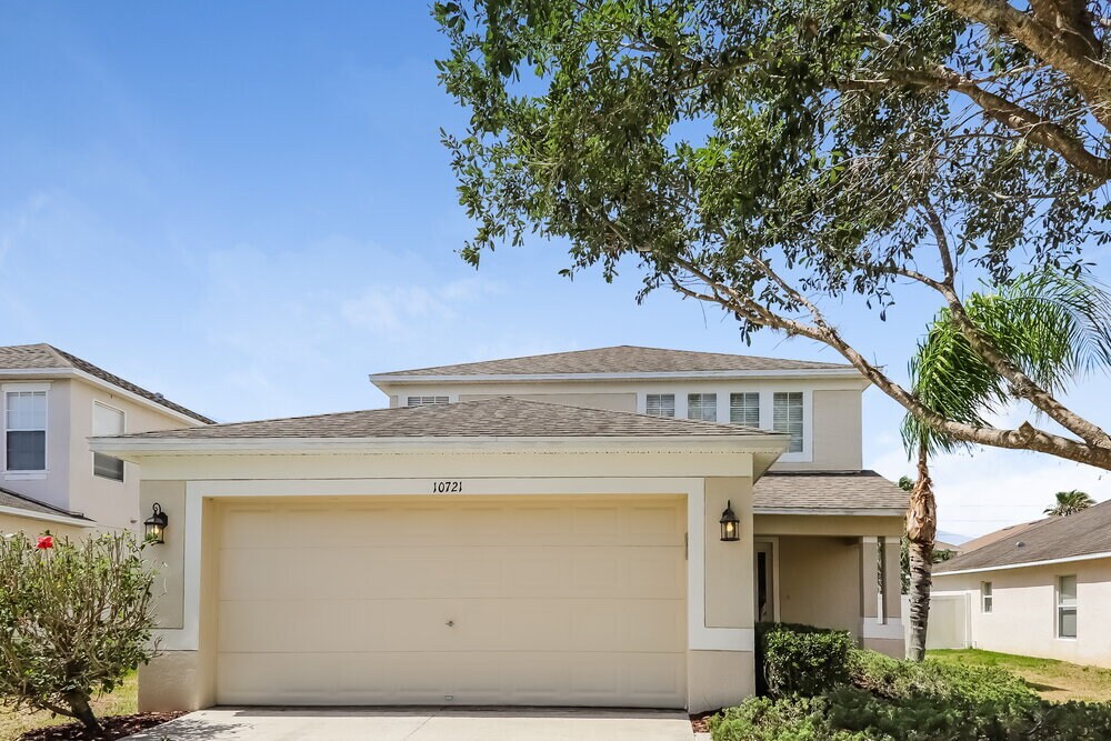Primary Photo - 10721 Shady Preserve Dr