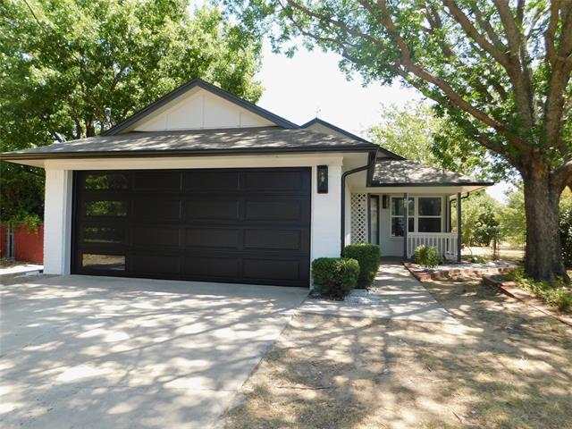 Foto del edificio - 404 Woodson Cir