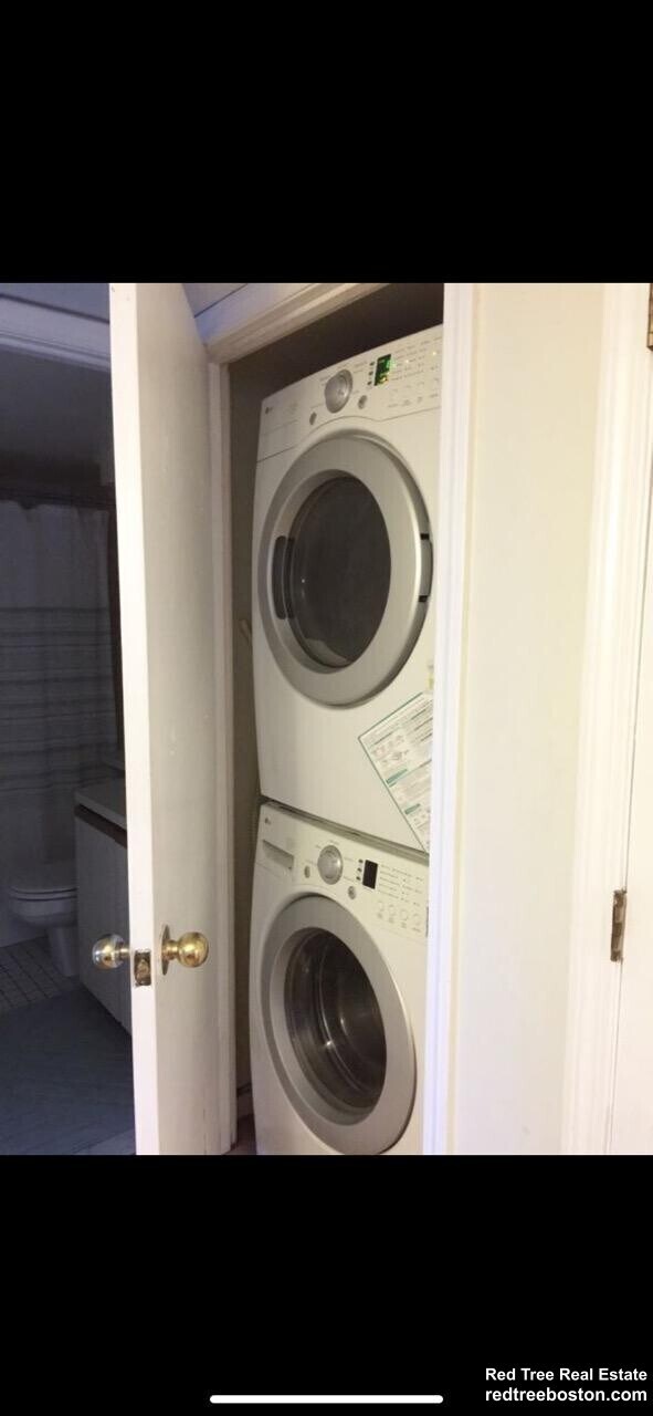 Foto del edificio - 90 Brainerd Rd