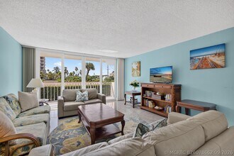 Building Photo - 630 Ocean Dr