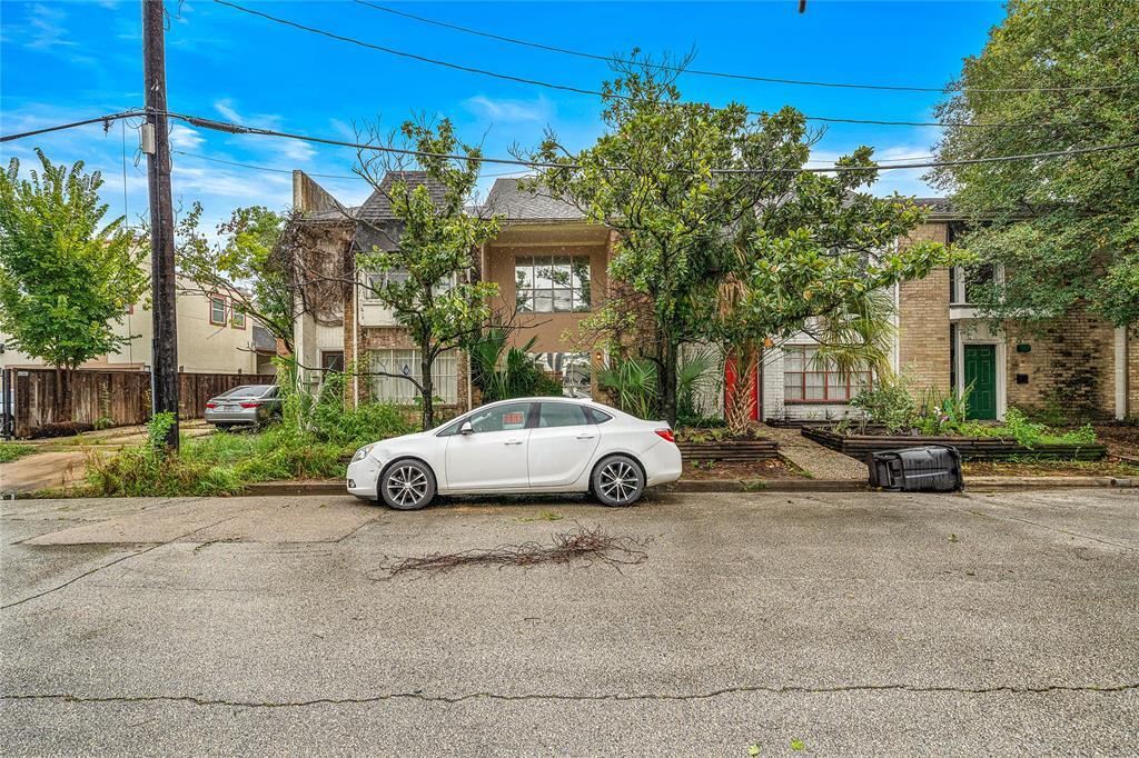 Foto principal - 2919 Helena St