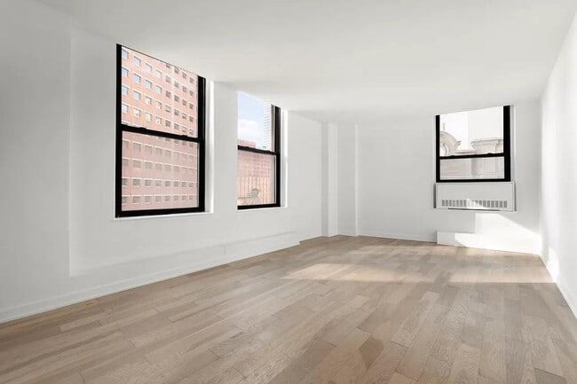 Building Photo - 3 bedroom in New York NY 10004