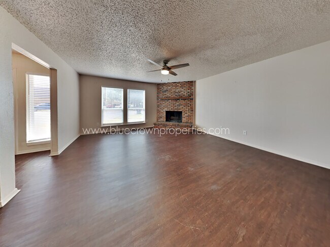 Foto del edificio - 2200 Chase Ct