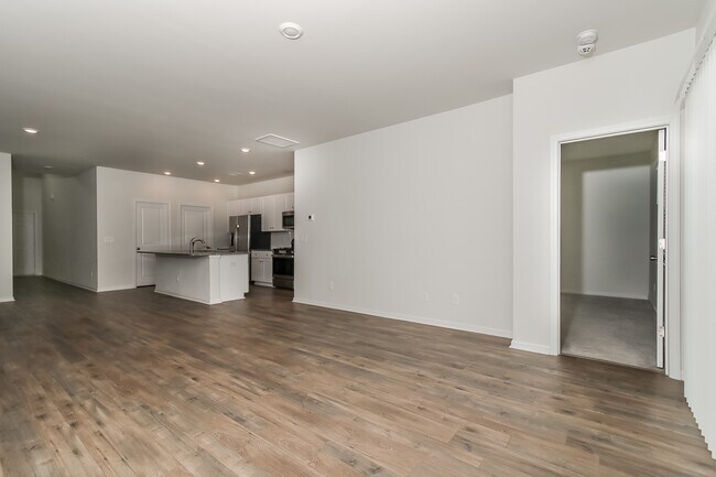 Building Photo - 360 Hidden Cove Dr