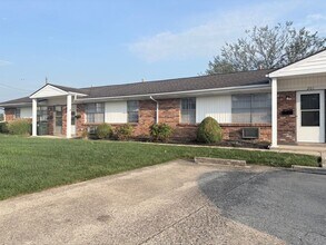 Building Photo - 201 Marwood Ct