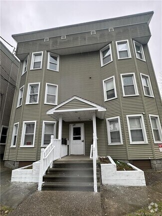 Building Photo - 14 Lester St