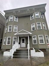 Building Photo - 14 Lester St