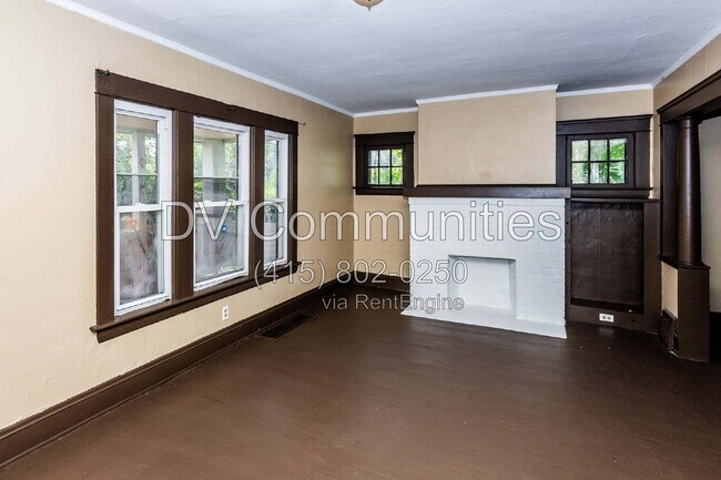 Foto del edificio - 1148 E 176th St