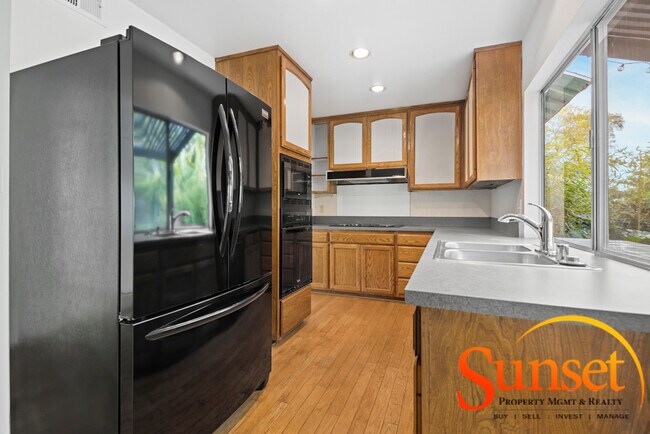 Foto del edificio - 3244 N Star Dr