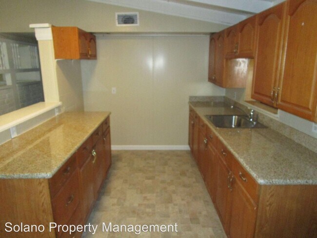 Building Photo - 3 br, 2 bath House - 1401 Michigan