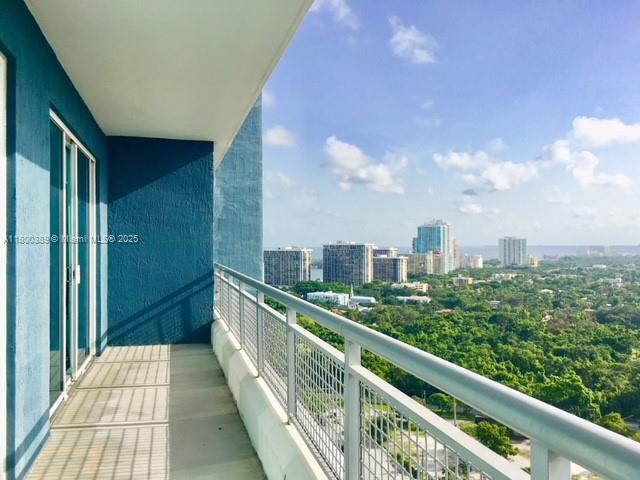 Foto del edificio - 60 SW 13th St