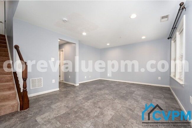 Building Photo - 1051 Ironwood Ln