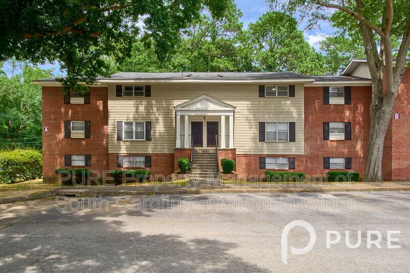 Foto principal - 601 Riverhill Cir