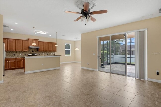 Building Photo - 5244 Royce Dr
