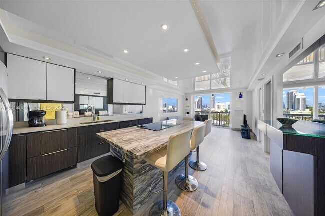 Foto del edificio - 401 Ocean Dr